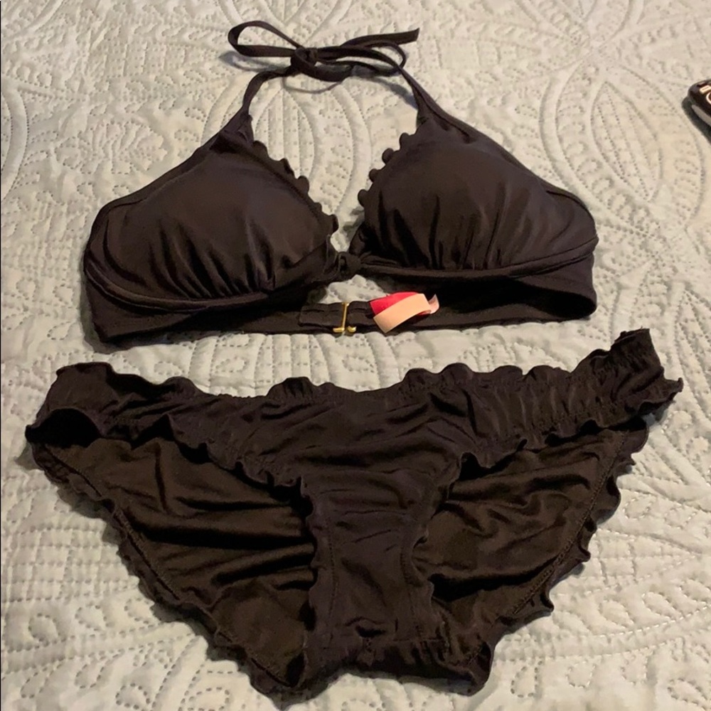 Victoria’s Secret bikini